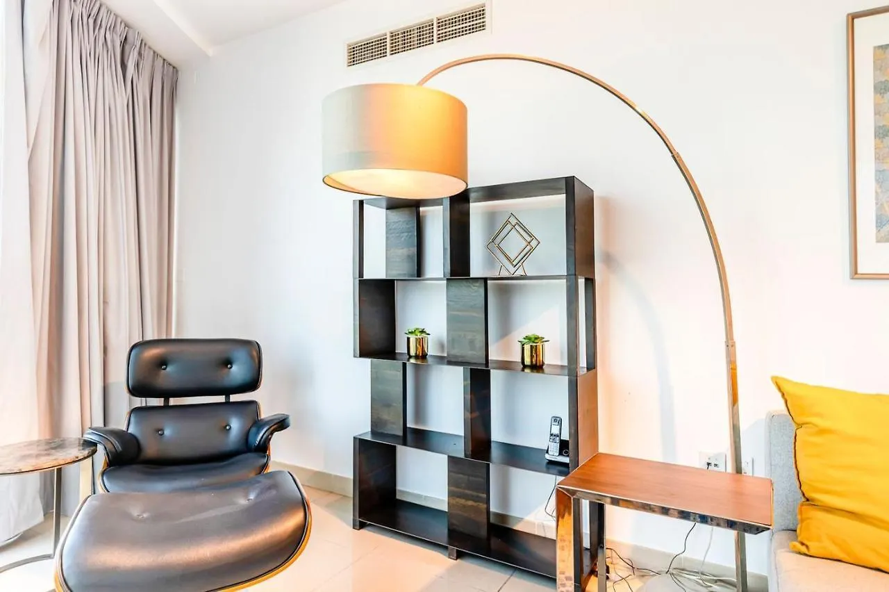 Hashtag Holiday Home - Spacious 2 Bedroom Apartment With Kids Room In Difc Dubai